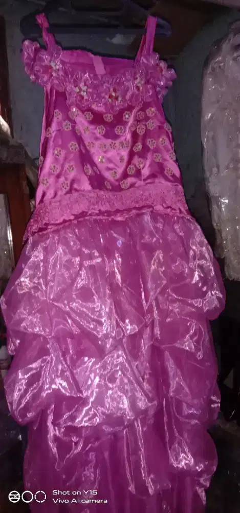 Dijual Gaun Cantik warna pink