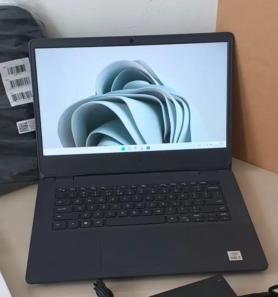 [mulus seperti baru] laptop Dell Vostro 3401 i3 gen 10 dual storage