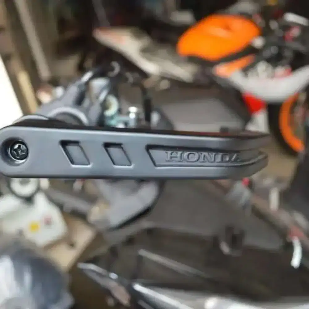 Handguard Beat Deluxe/Street ori Honda
