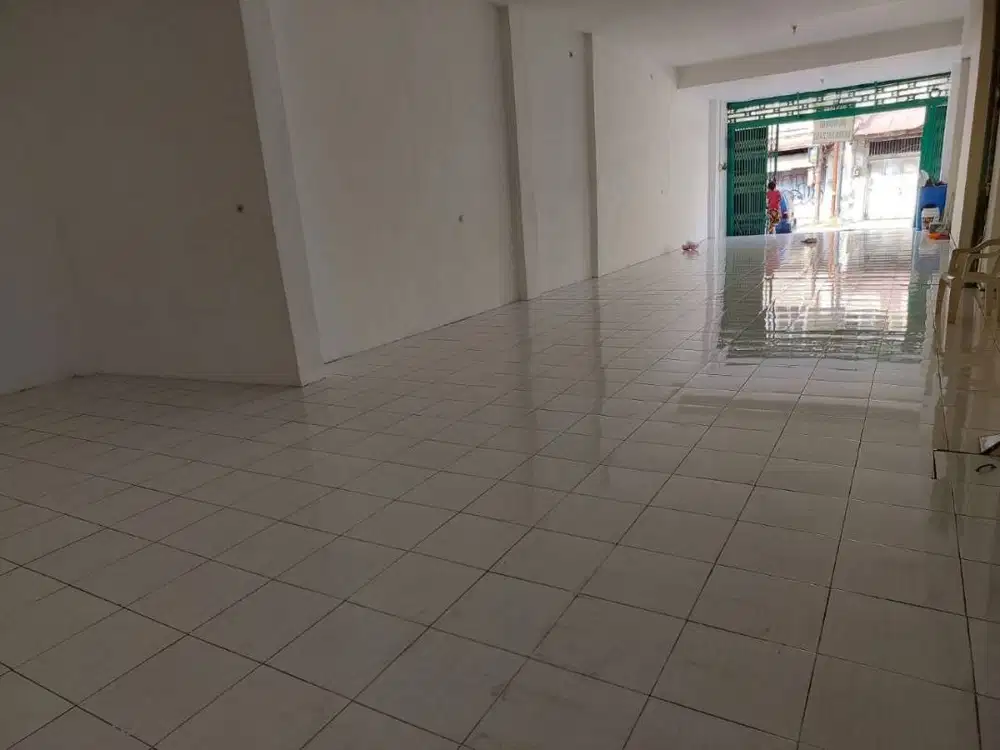 DISEWAKAN GUDANG JALAN BUNGURAN - NOL JALAN RAYA