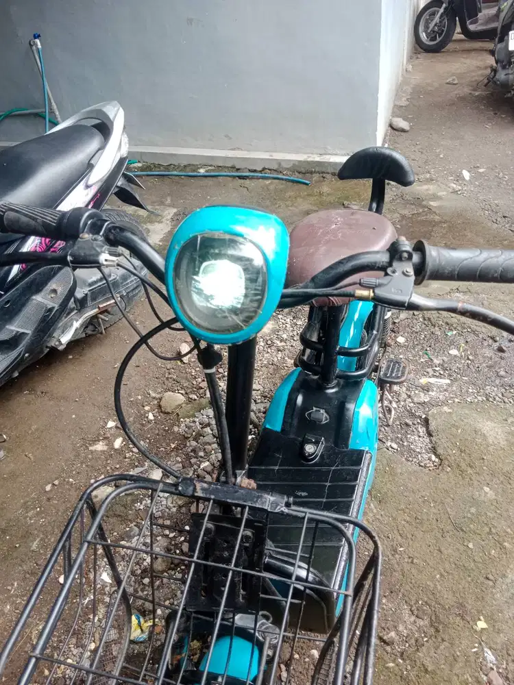 SEPEDA LISTRIK WINFLY