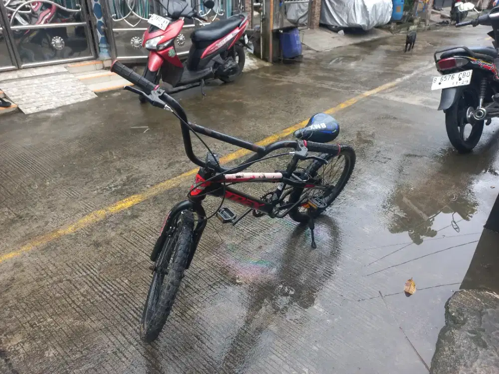 Sepeda BMX Trex