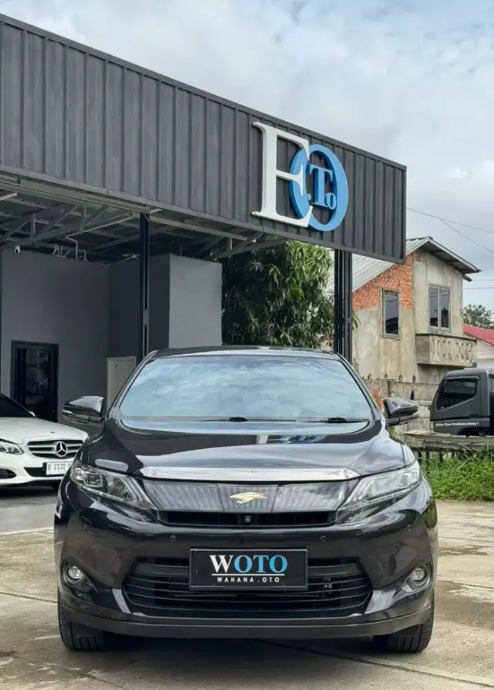 [DP 28jt] Toyota Harrier 2.0L CBU Advance JBL Audio CVT 2014