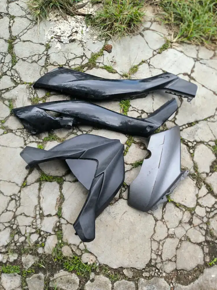 Cover depan samping xmax old 1 set
