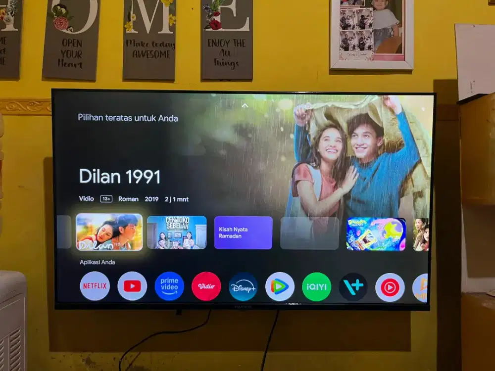 Polytron Google TV 43 Inch