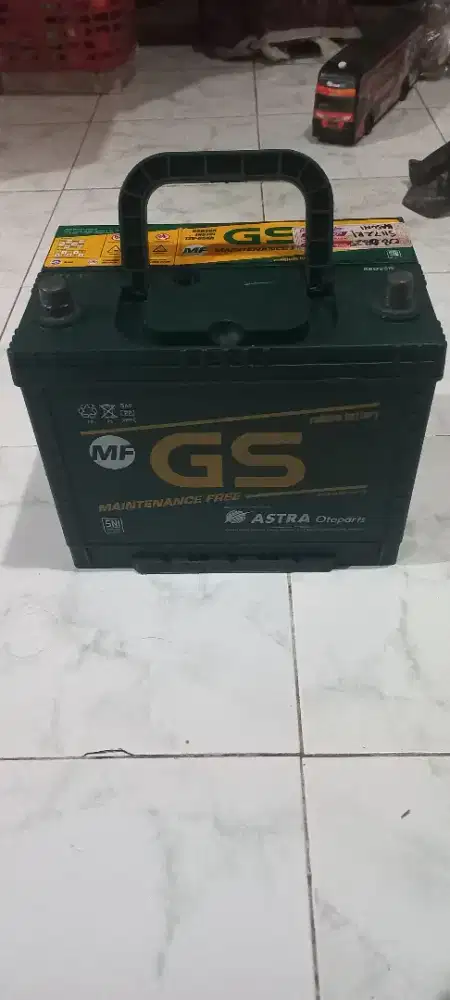 aki kering GS Astra NS70