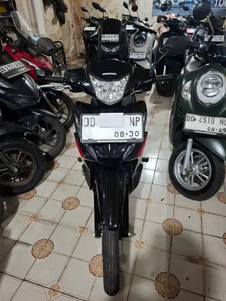 Honda Revo Fit 110cc 2025 hitam