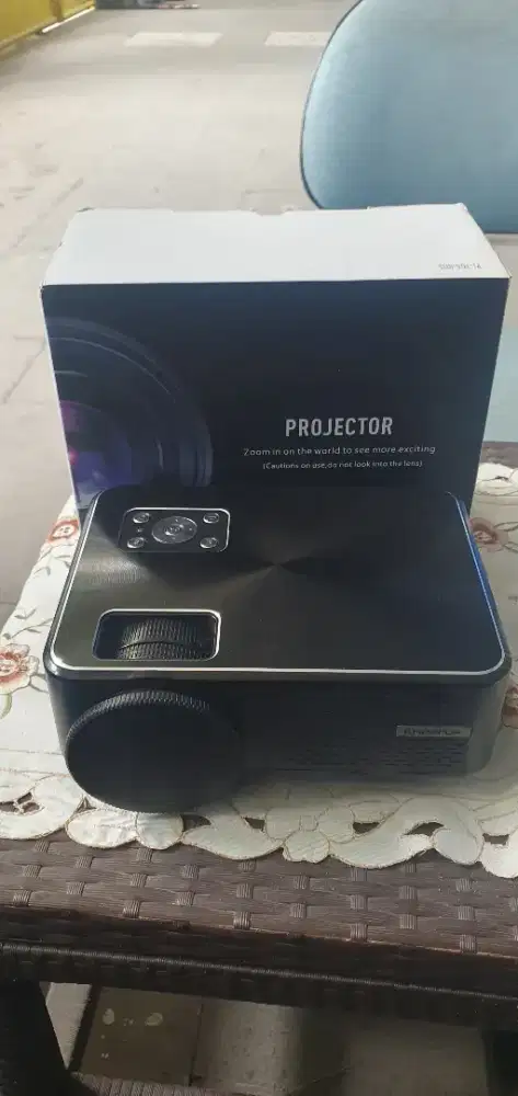 Proyektor untuk presentasi