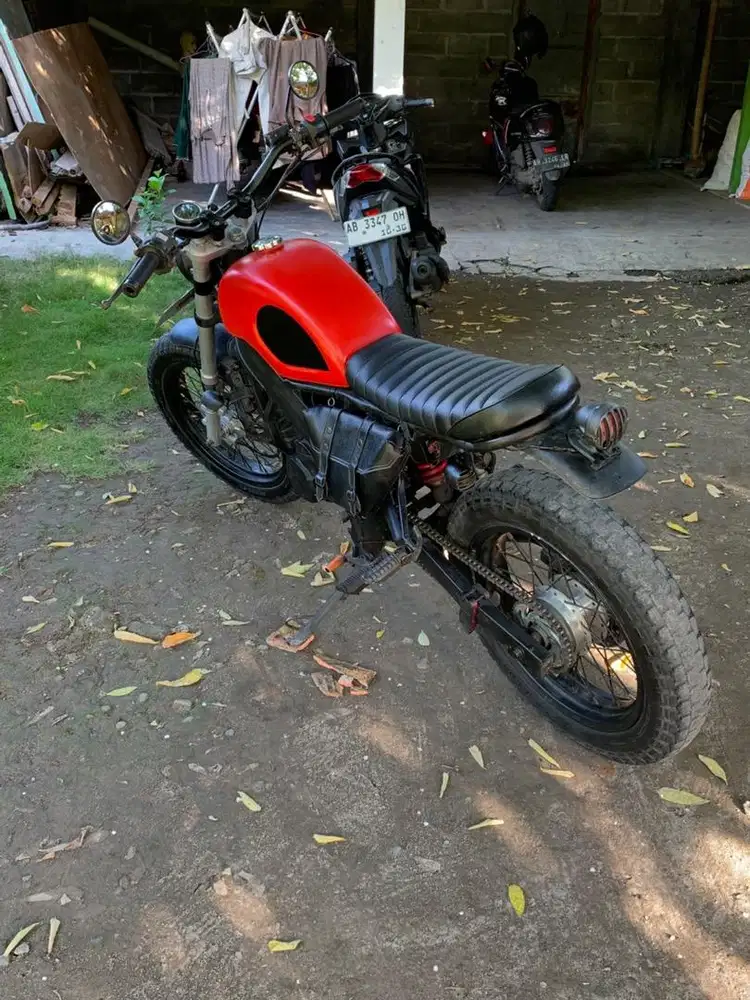 Motor Custom Minerva Mx150