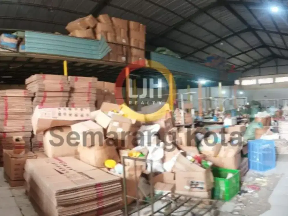 Gudang di jalan Gajah Raya