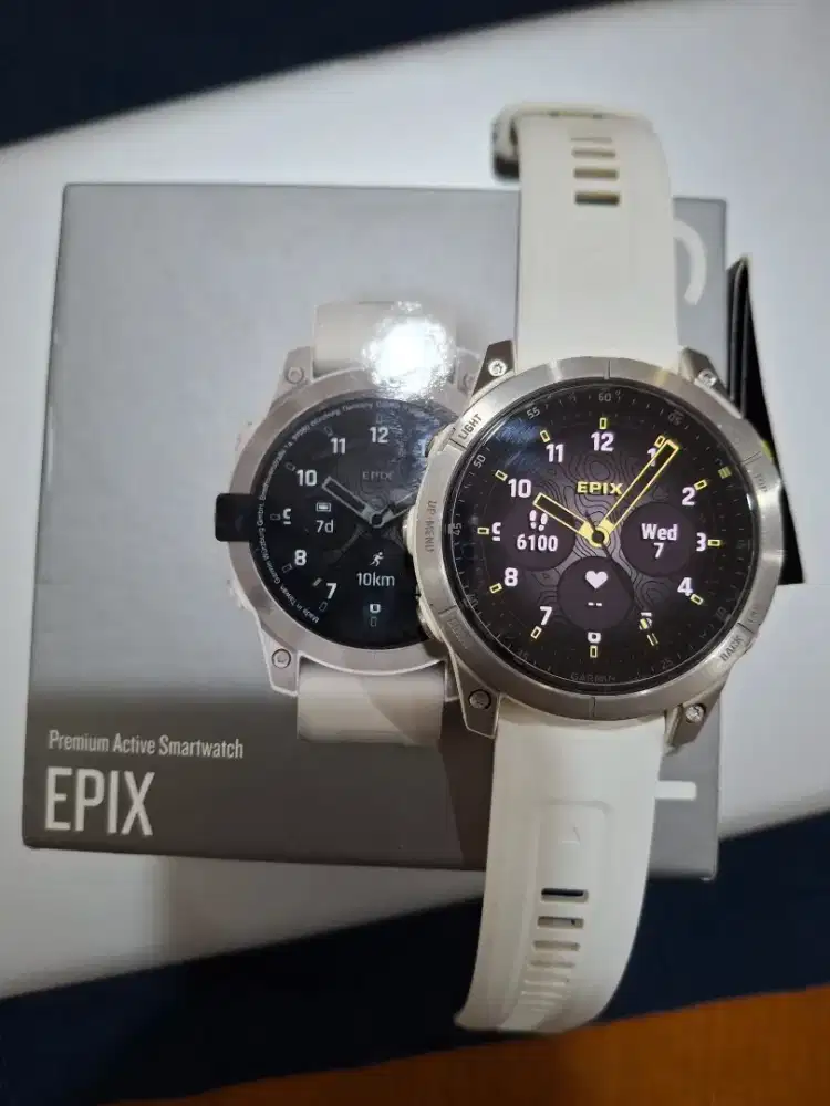 SALE Garmin Epix Shapphire Titanium - White