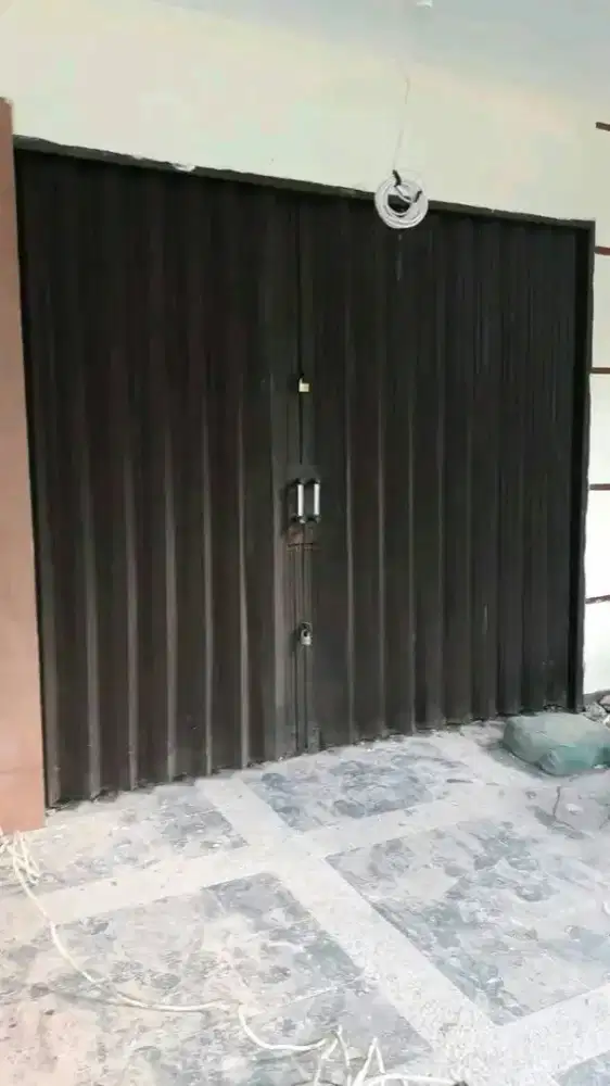 Folding gate dan Rolling door