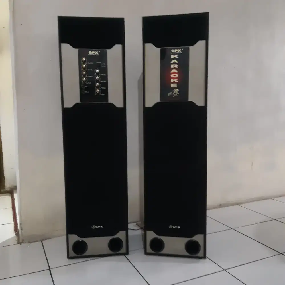 Dijual speaker aktif karaoke GPX 8 bluetooth, tinggi 1 mtr, harga NET