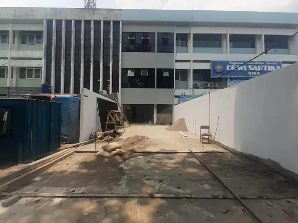 MINI OFFICE STRATEGIS – TEBET BARAT, JAKARTA SELATAN