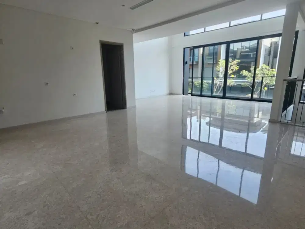 Rumah Bagus Siap di Huni Cluster Laurel Navapark BSD City