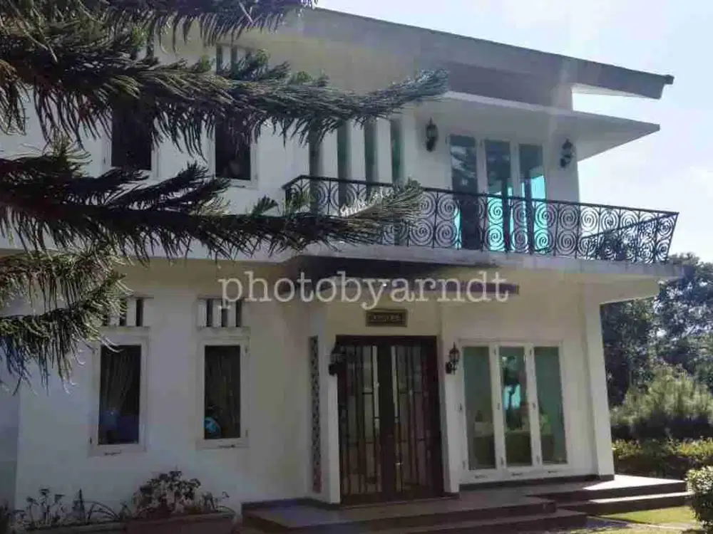 Dijual Villa Asri Siap Huni di Cisarua Puncak Bogor