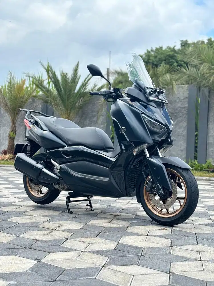 Yamaha Xmax 250 ABS 2022 Hitam Maxi Signature N Mlg Odo 5rb Koko Motor