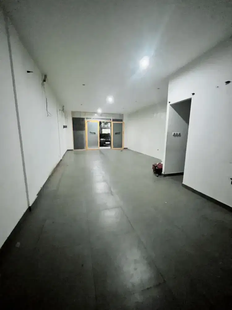 Disewakan ruko mekar wangi mainroad ( mekar utama)