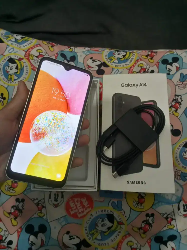 Samsung a14 6/128 lengkap