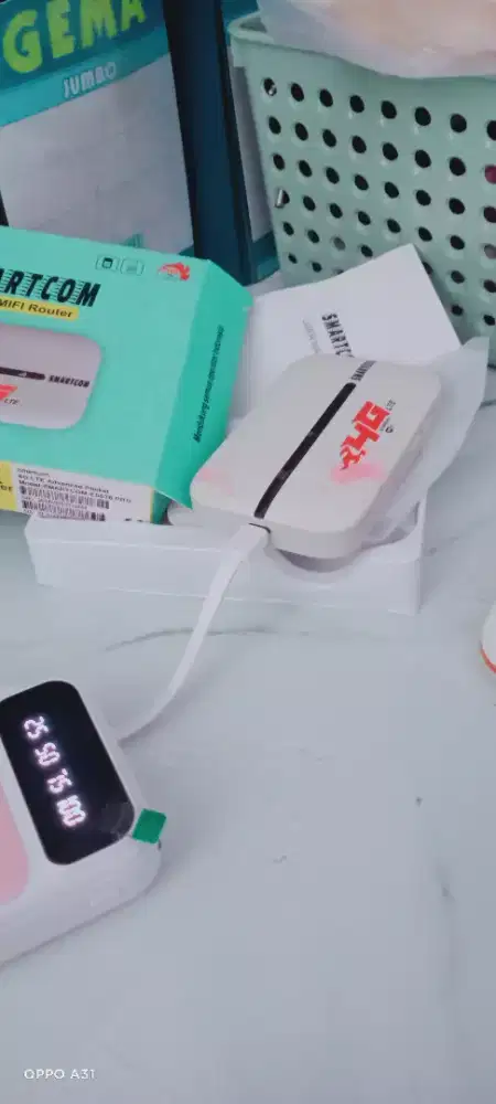 Modem lengkap dus bisa semua kartu