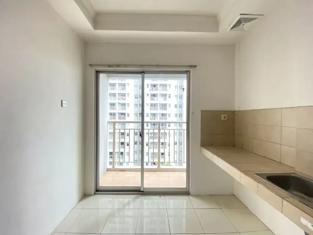 Disewakan 2BR Unfurnish Lantai Rendah di Apartemen Mediterania Garden 2