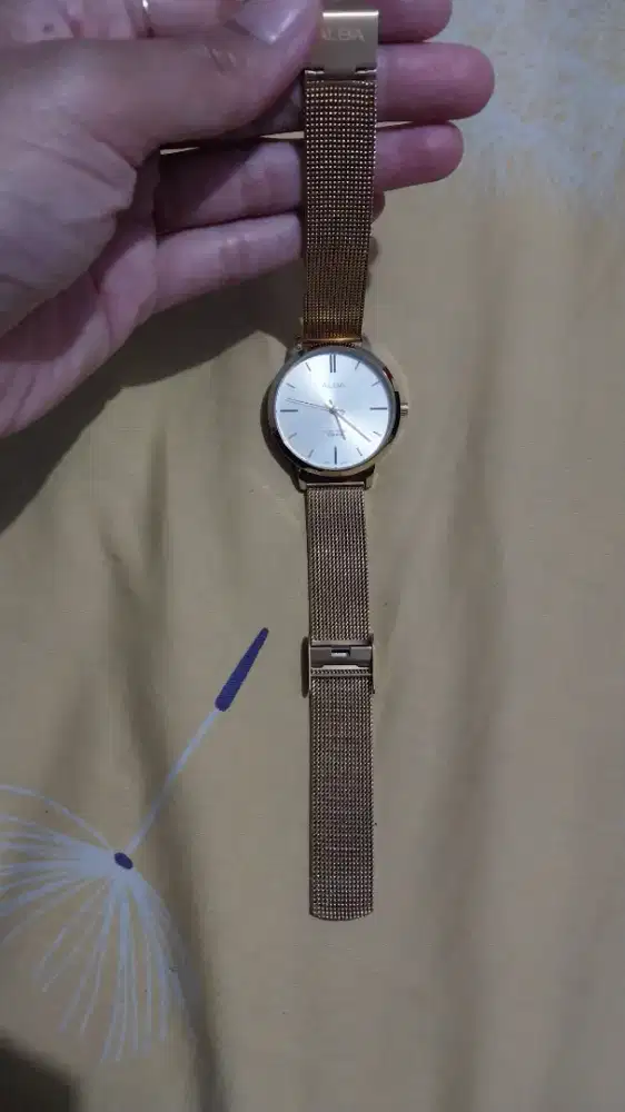 Jam tangan wanita ori merek alba
