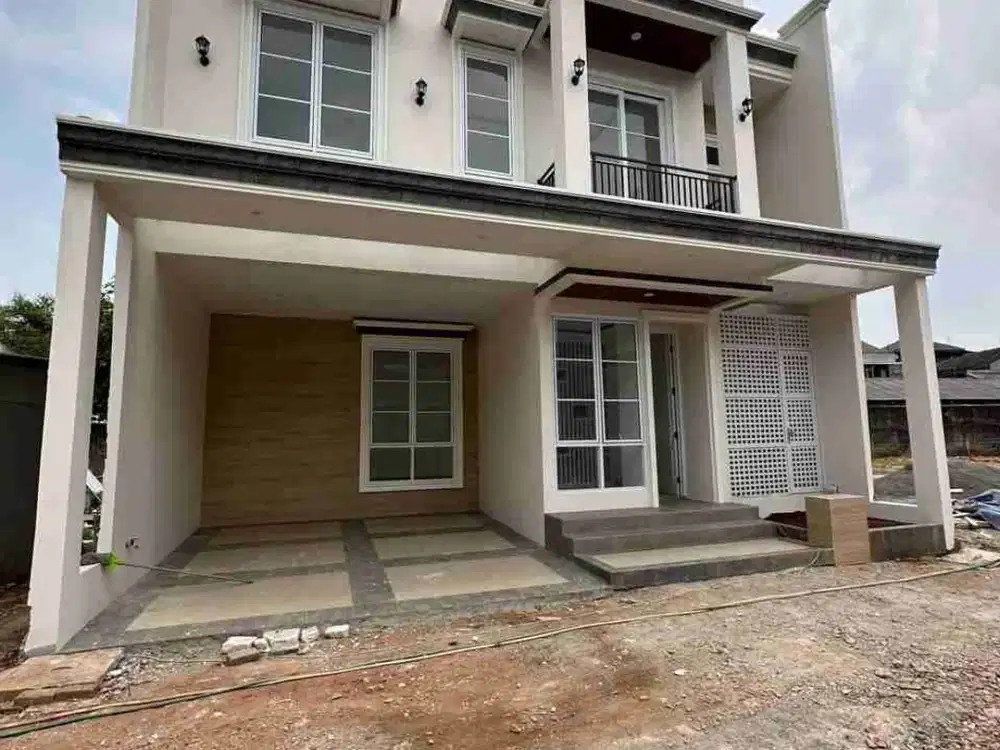 Rumah Baru Di Bambu Apus Jakarta Timur Siap Huni (002) Dekat Tol & LRT, Carport 2