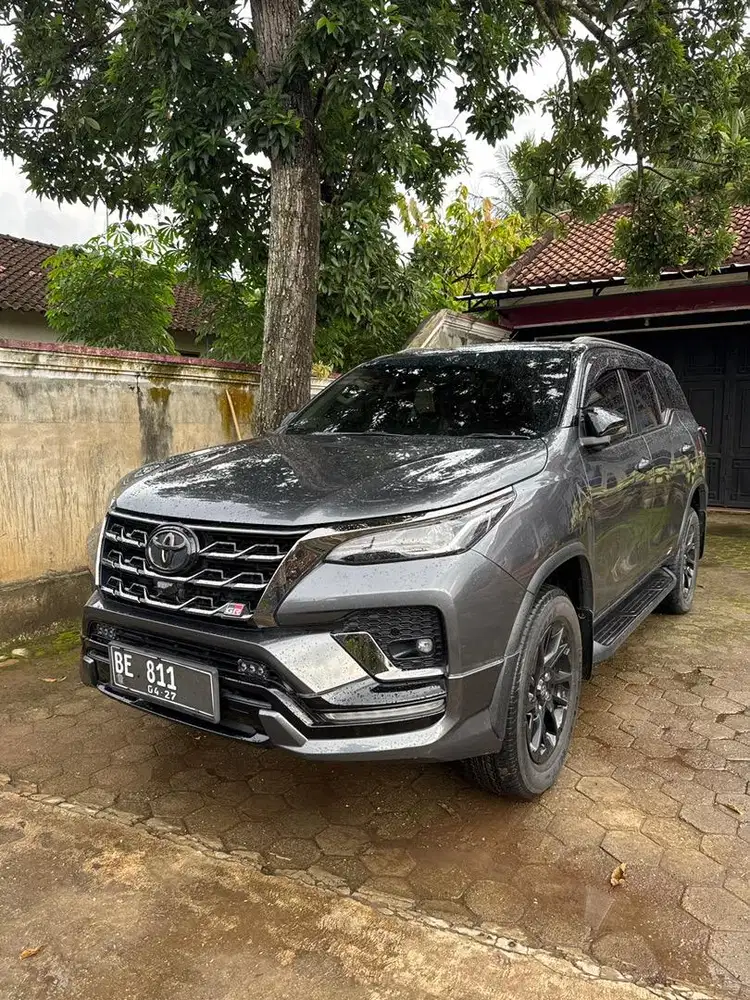 Fortuner 2.8 GR BE nopil full original luar dalam