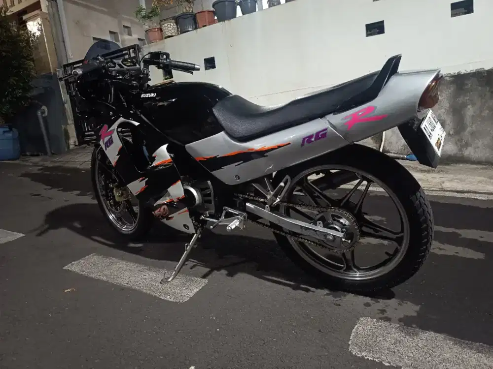 Suzuki RGR 150 1996