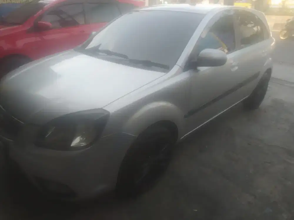 Kia Pride 2010 Bensin 1,4 cc