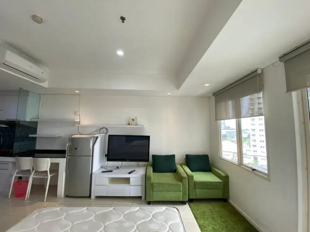 Disewakan Studio Full Furnish Cakep di Apartemen Royal Mediterania Garden