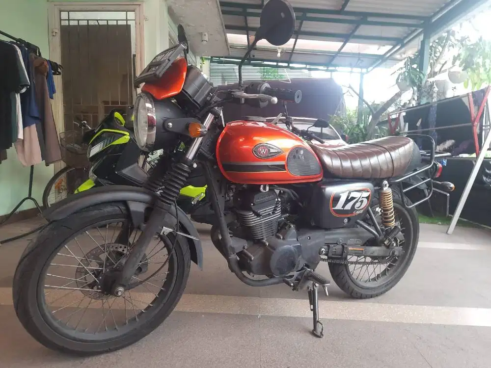 Kawasaki W175 Cafe 2021 – Retro Gagah, Full Aksesoris, Siap Gas!