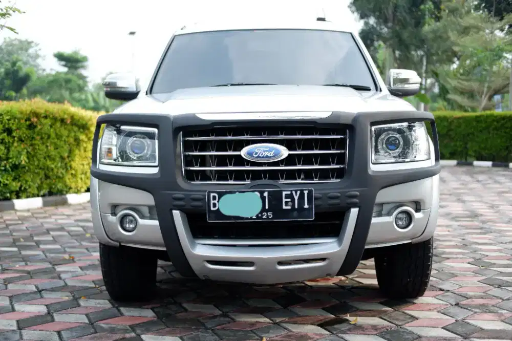Ford Everest 2.5 XLT A/T 2008