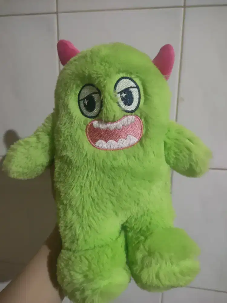 Jual boneka warna hijau lumut