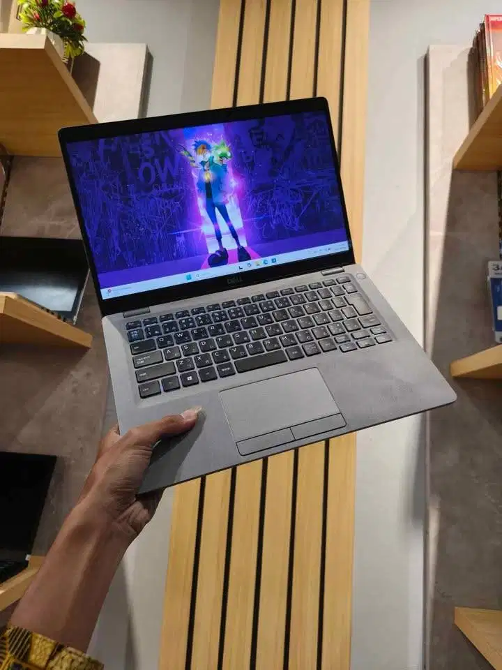 Jual cepat!!! Laptop Second Dell Latitude 5310 Core i5 Gen 10 8/512GB