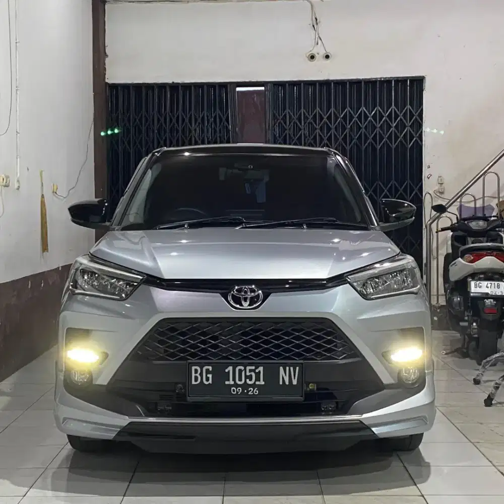 Raize 1.0 Turbo GR Sport Two Tone Matic 2021, Istimewa!