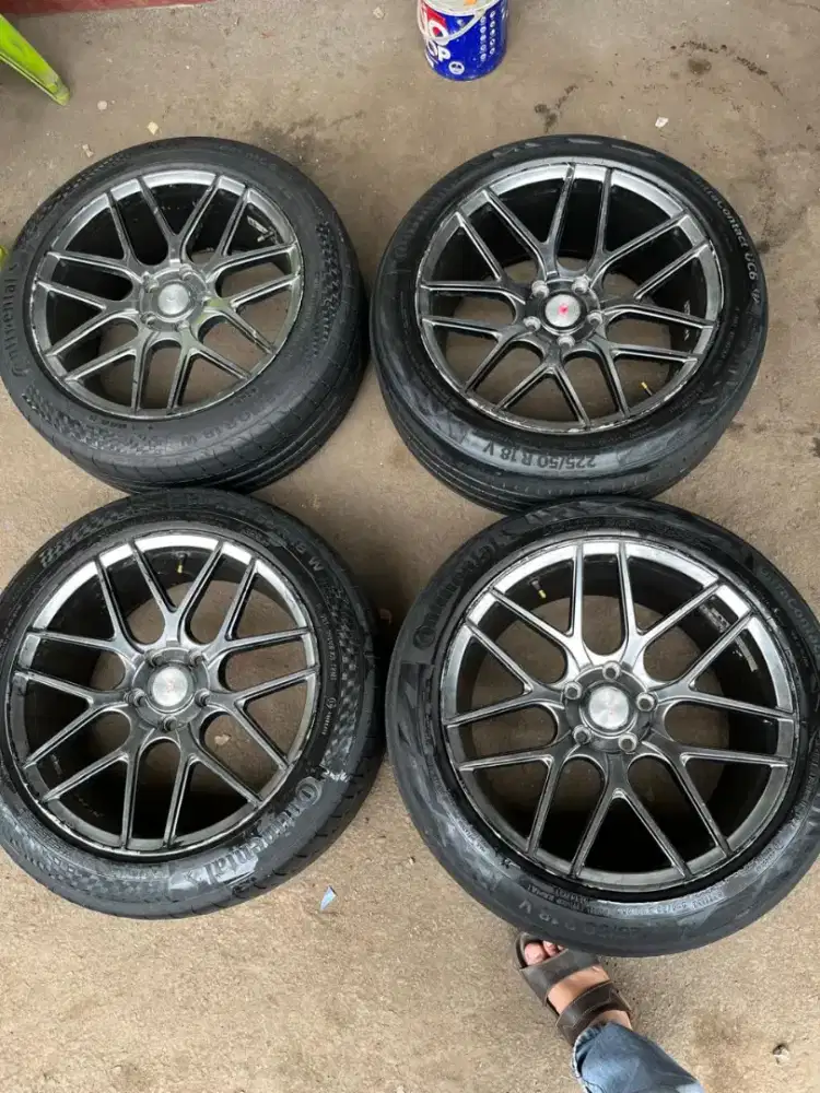 Velg BBS ring 18 lebar 8-9 pcd 5x114,3 ET 35 ban 225/50 R18 4pcs