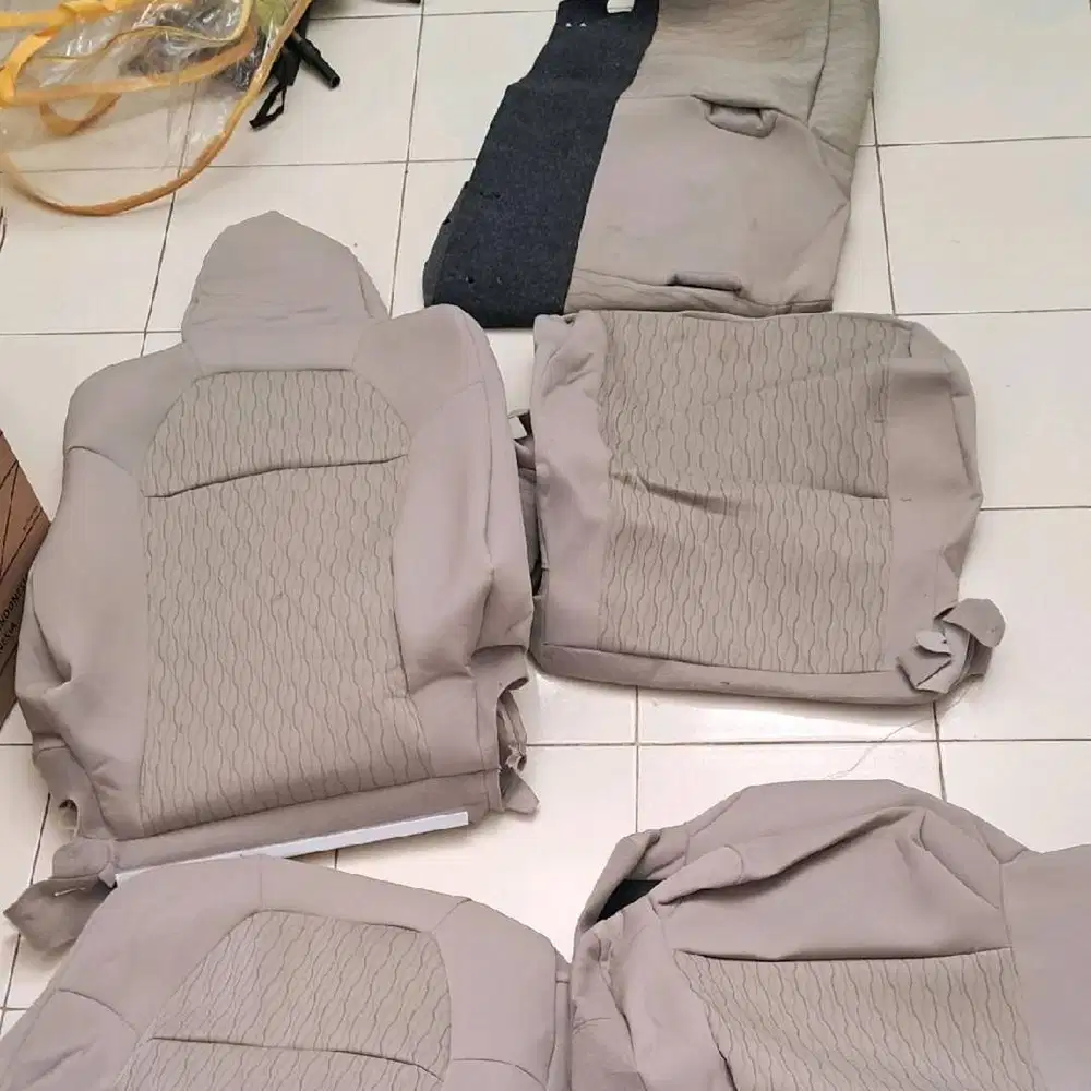 sarung jok asli brio 2014-2017 beige cream