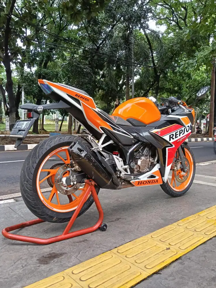 DIJUAL CASH HONDA CBR 150R THN 2016 PAJAK OFF 2X SIAP PAKAI