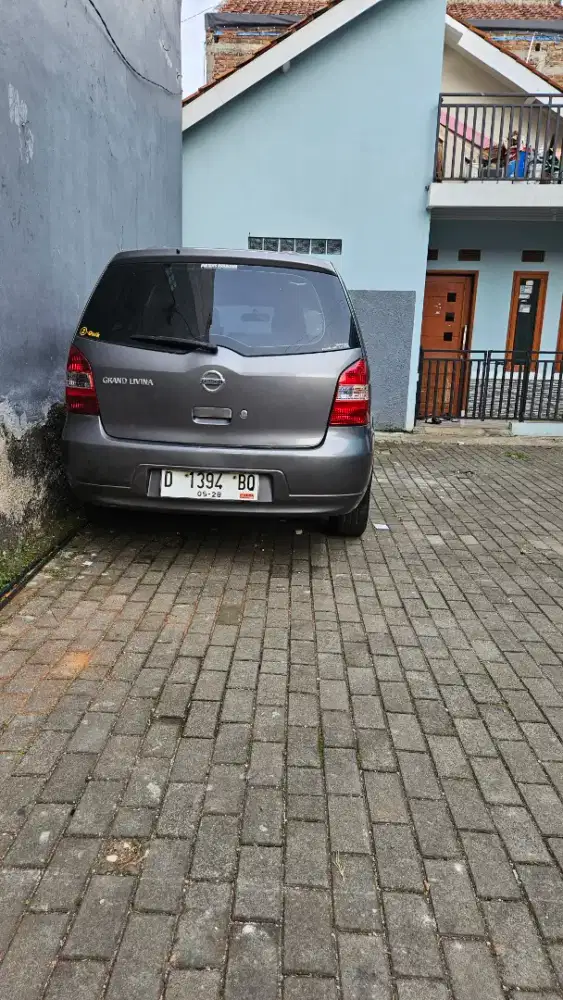 Grand livina  type sv manual tahun 2013