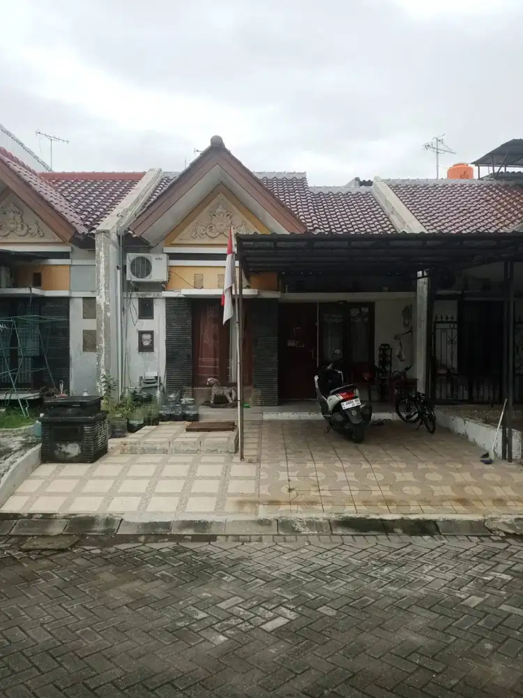 JUAL RUMAH SIAP HUNI CLUSTER DI TENGAH KOTA