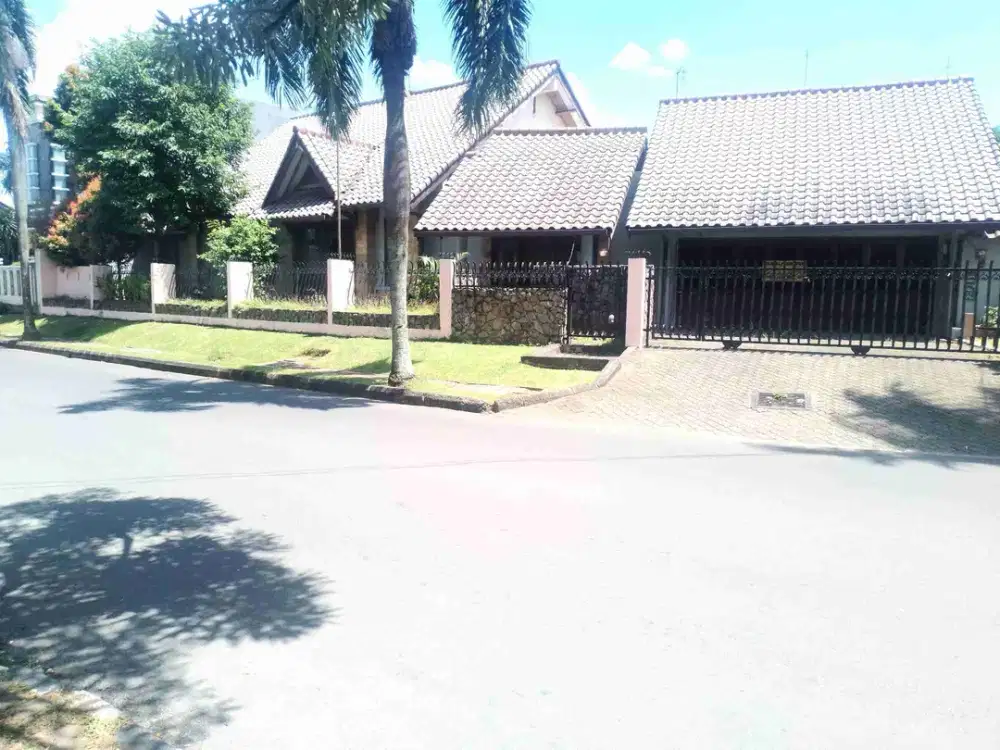 Rumah Siap Huni Di  Bintaro Sektor 7