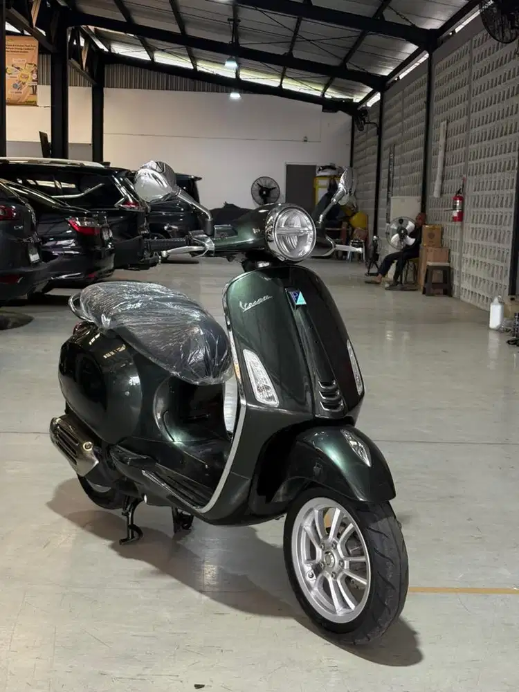 VESPA PRIMAVERA 2022 TERMURAH MULUS GARANSI 1 THN DP 4JT AJA