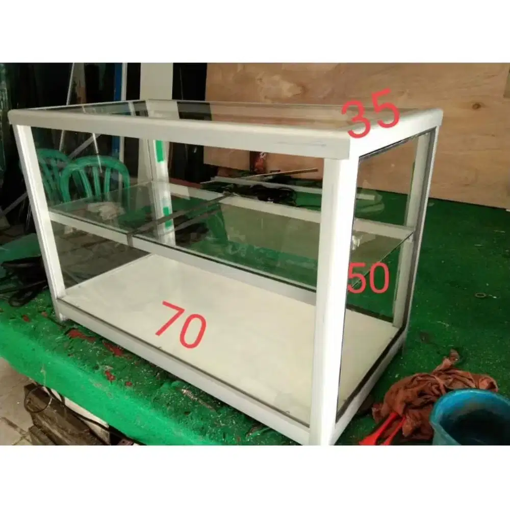 Etalase Untuk Jualan