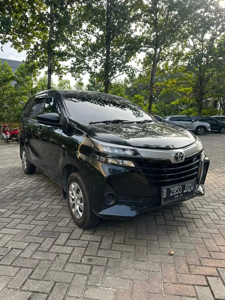Toyota Avanza E 1.3 MT 2021 km 70 Rb