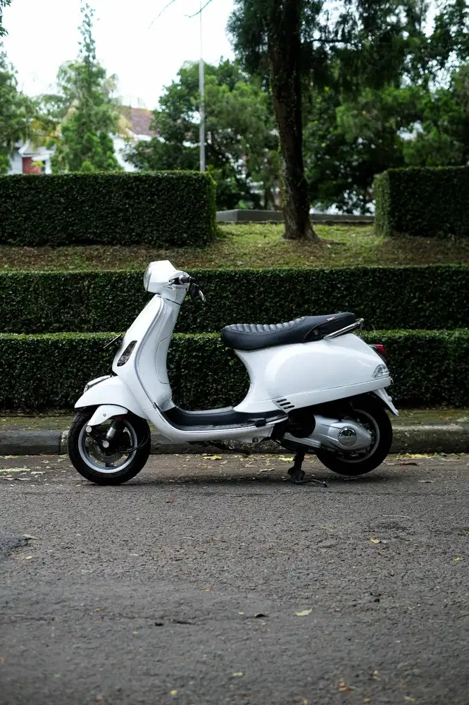 PIAGGIO VESPA LX 150 3VIE 2013 MURAH BERGARANSI
