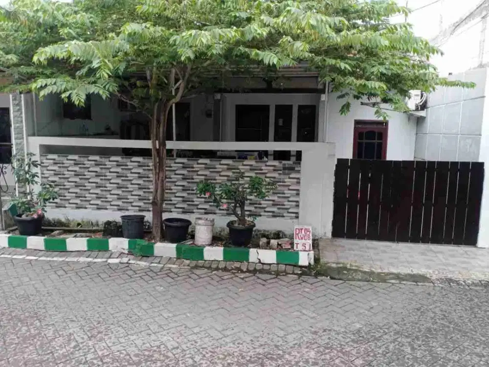 Dijual/ Sewa Rumah Bagus Siap Huni Taman Siwalan Indah Gresik
