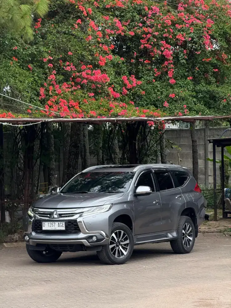 KM 20rb Pajero Sport Dakar 2018 nik 2017