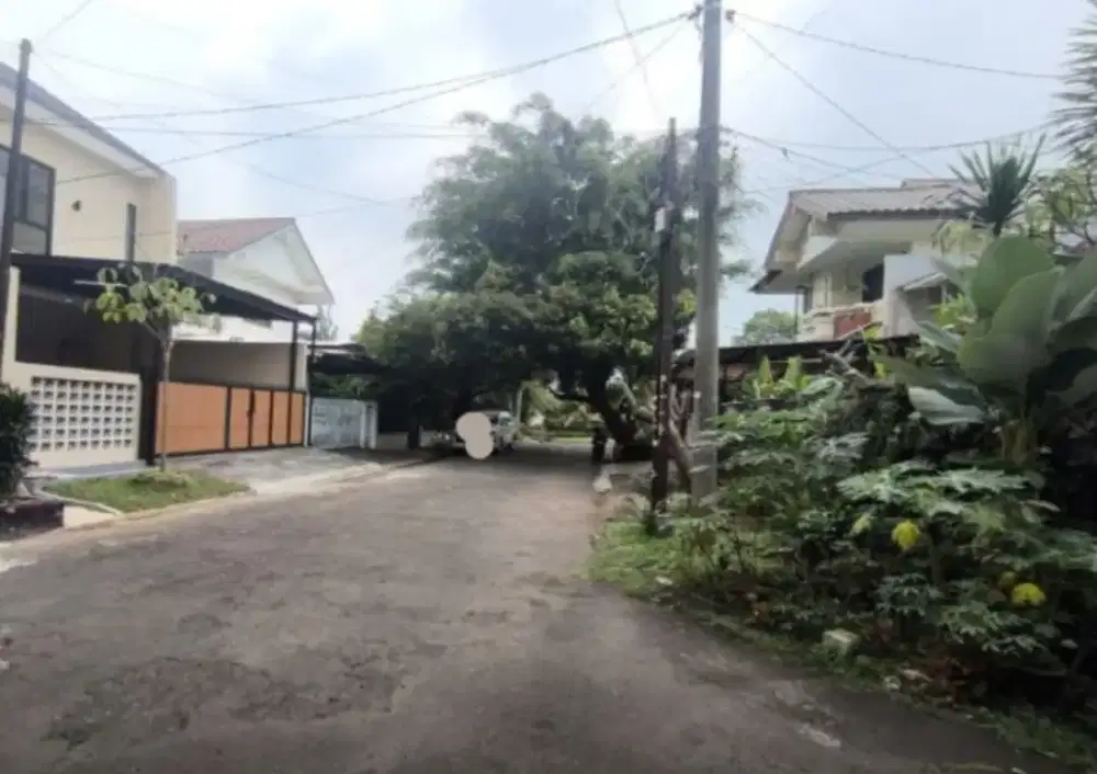 Rumah 2 Lantai Puri Indah
