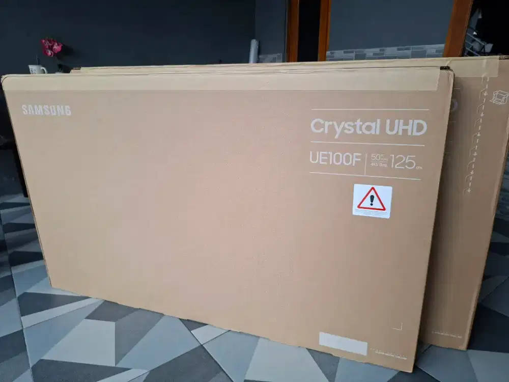 Samsung smart tv 50 inch 50UE100F 4K UHD